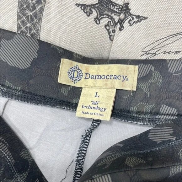 Democracy Camouflage Joggers - Picture 6 of 12